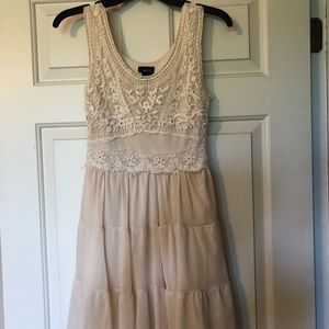 Rue 21 Small Cream Dress